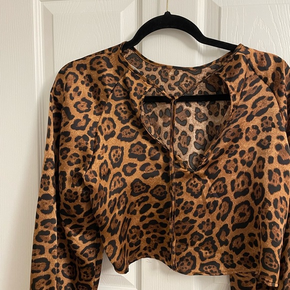 H&M blouse - Picture 2 of 3